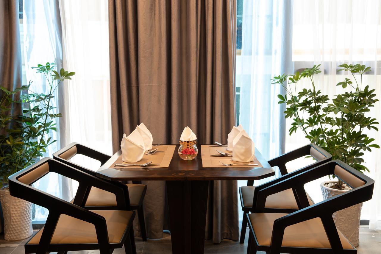 Majestic Premium Hotel Να Τρανγκ Εξωτερικό φωτογραφία