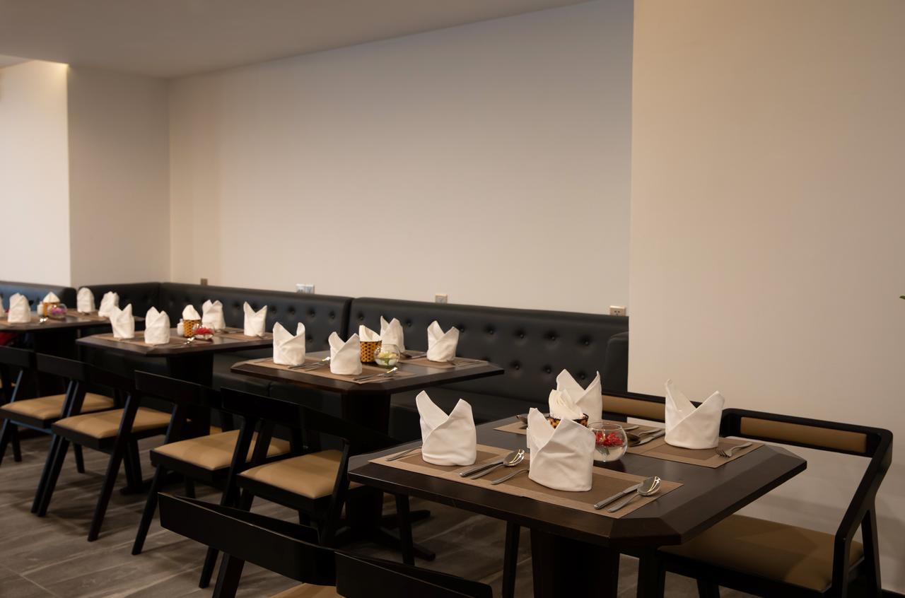 Majestic Premium Hotel Να Τρανγκ Εξωτερικό φωτογραφία